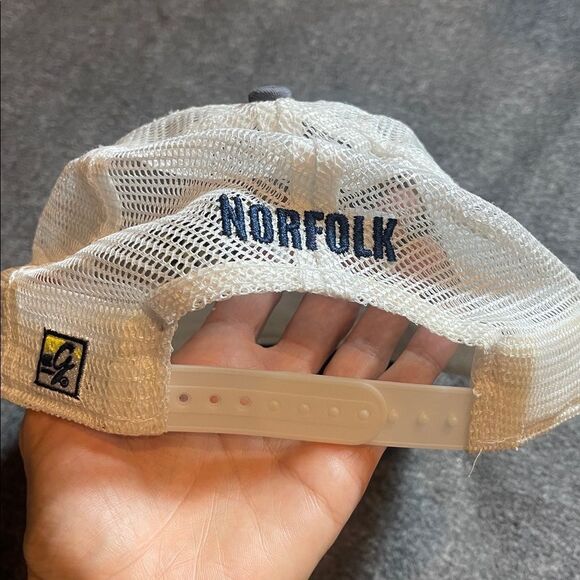 Virginia zoo The Game White and Yellow Cap - Picture 3 of 5